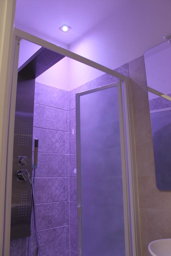 Inside Roma Rooms Luaran gambar